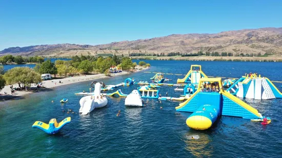 Parc aquatique gonflable pour 200 personnes, parc aquatique flottant, équipement de sports aquatiques pour le lac